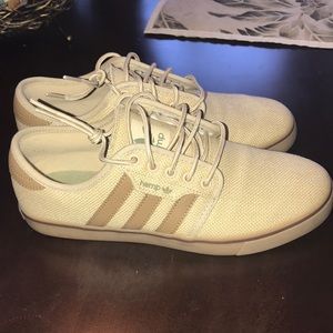 Men’s Adidas Hemp Skateboarding Shoes Sz 7- NEW